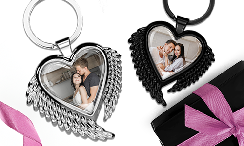 Heart-shaped keychain with wings and a photo with your wife